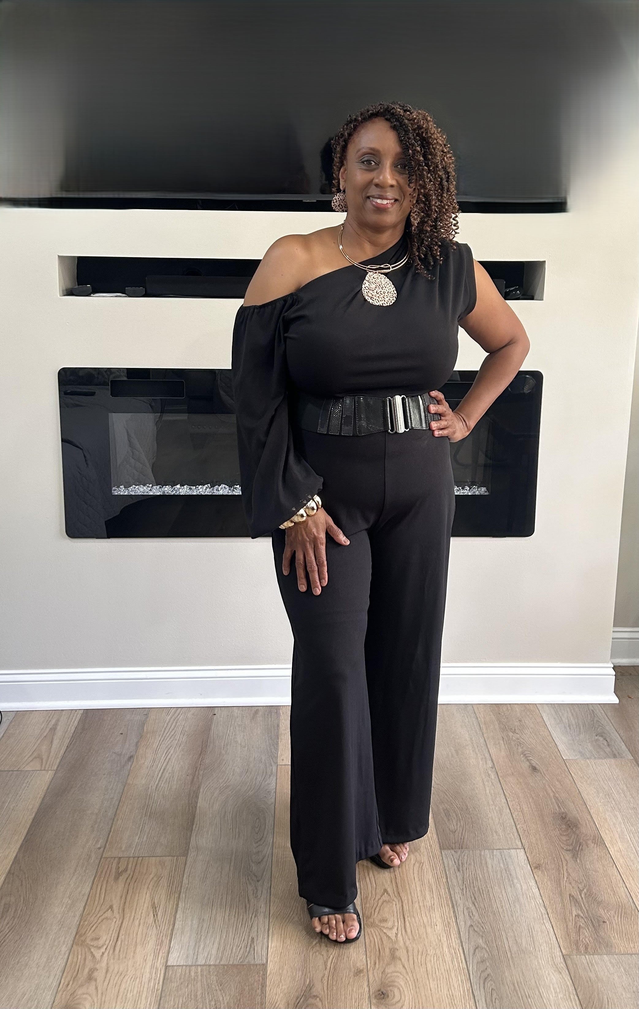 Black on/off Shoulder Jumper