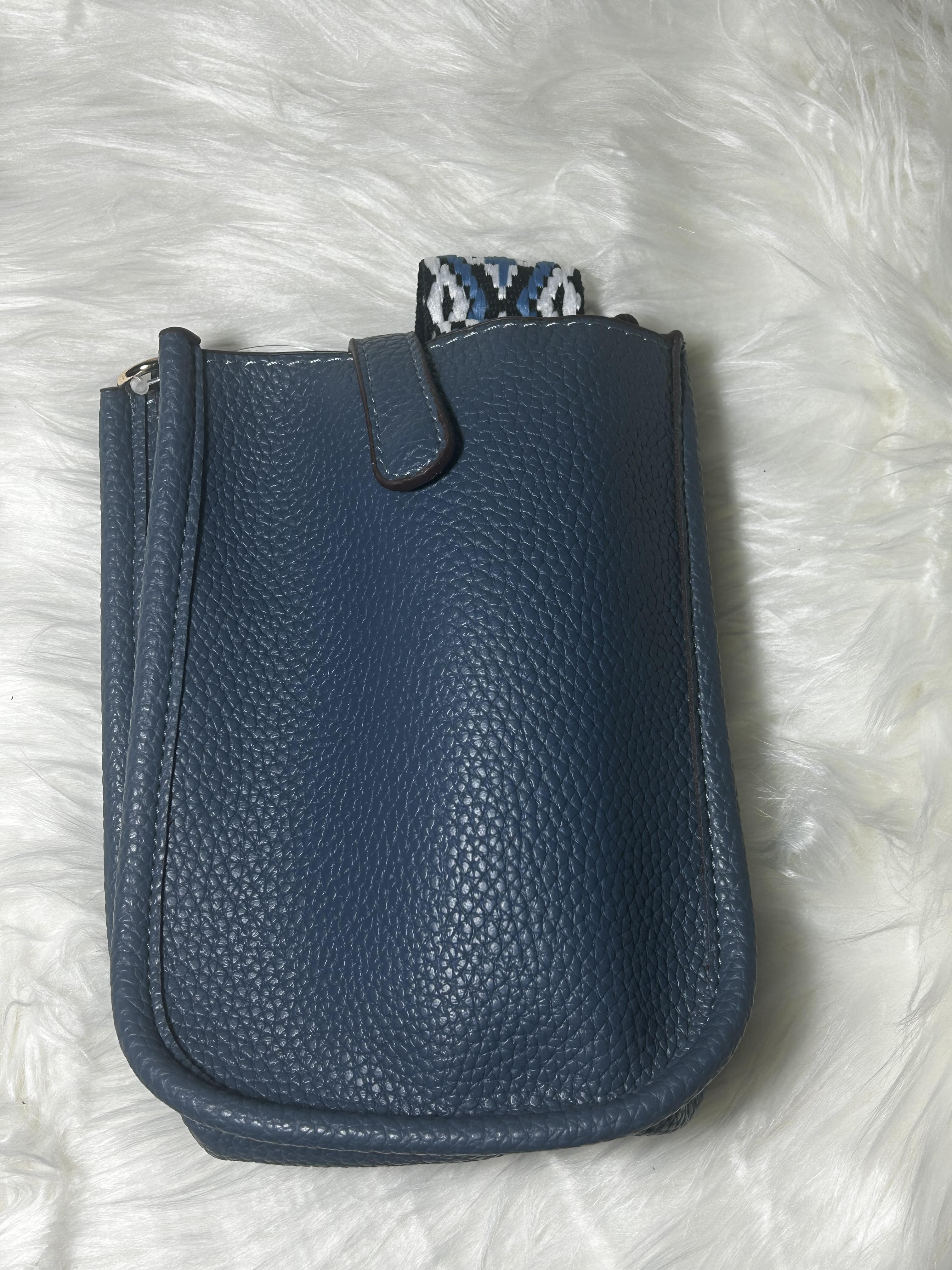 Crossbody bag w/ Guitar Strap