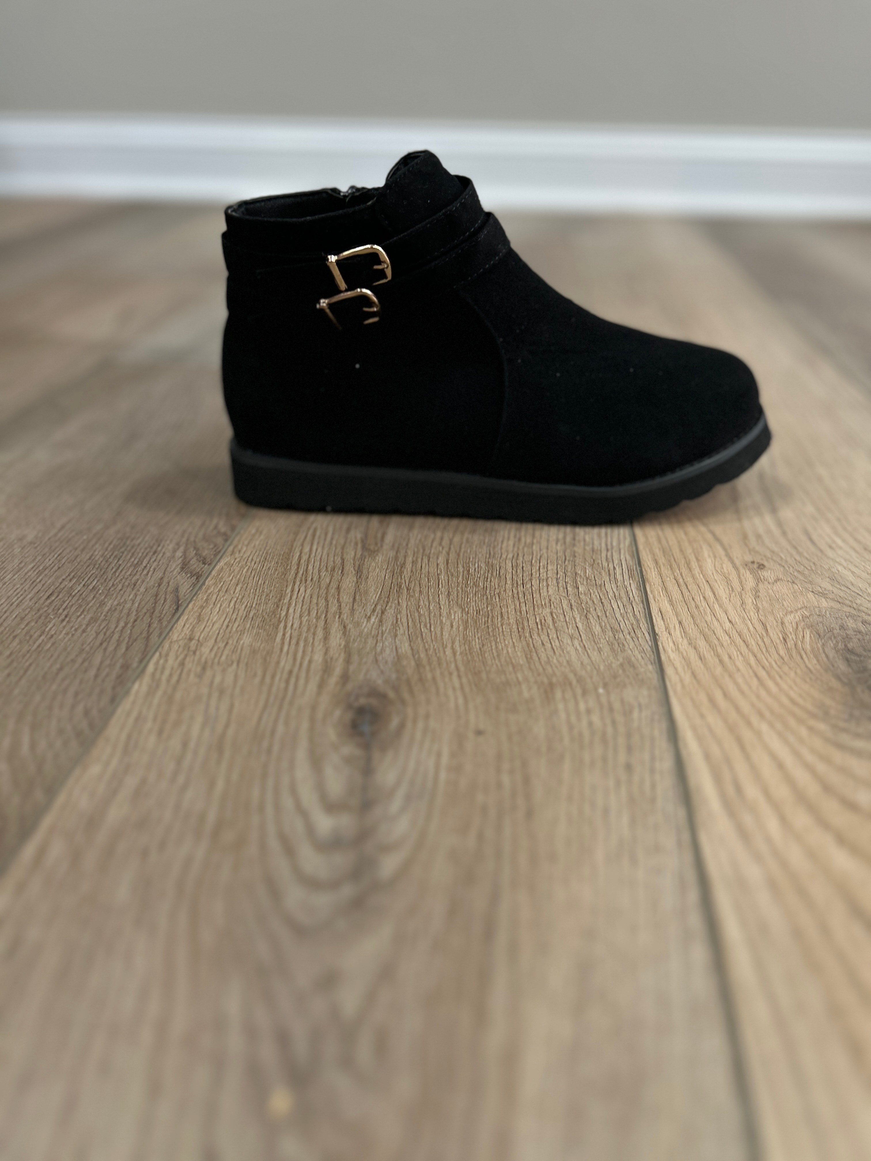 Black Platform Suede Side Buckle Boots w/ Zipper